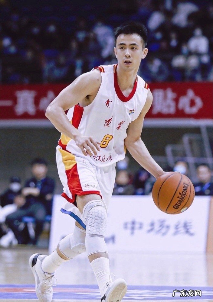 辽宁最新14人名单出炉!没有赵继伟,5人续约,张镇麟白菜价