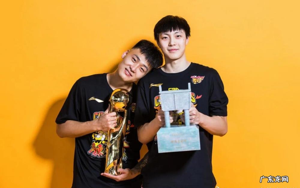 CBA冠军与金钱选择,广东队球员集体不要钱,外援还嫌广东给钱多