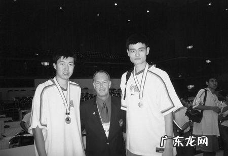 姚明为什么会表示没有王治郅就没有今天的姚明?两人关系怎么样?