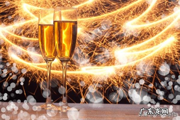 情人节应该怎么过才是浪漫 情人节怎么过才浪漫