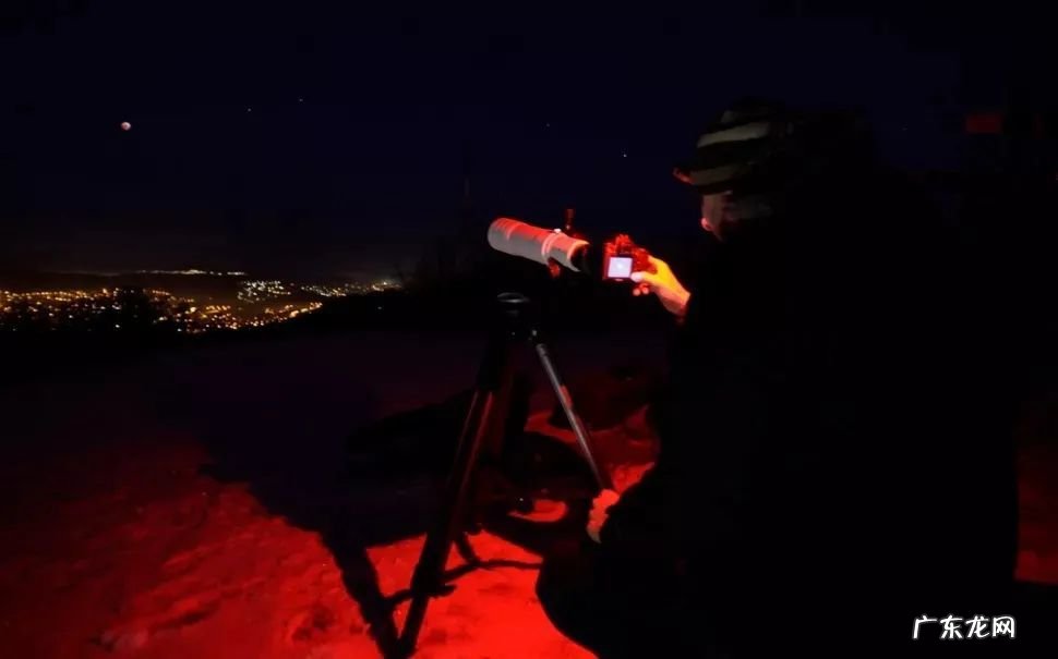 580年一遇“血月”来了！3小时29分02秒，为何“血月”如此漫长？