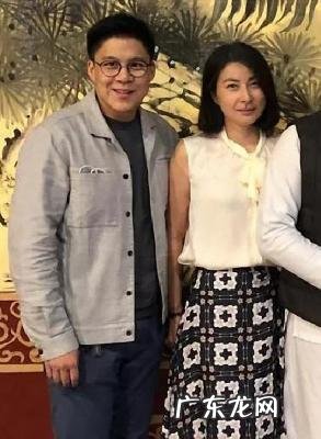 蝴蝶姐姐多人运动 蝴蝶姐姐素颜