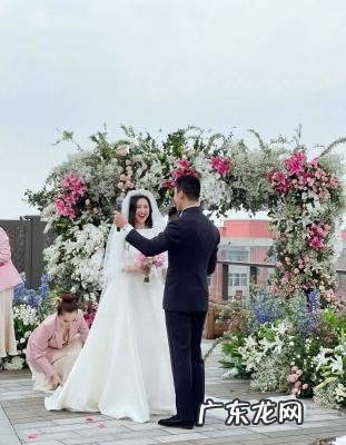 主持人朱珠 肖战 主持人朱珠