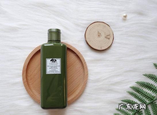 爽肤水和柔肤水的作用 柔肤水的作用