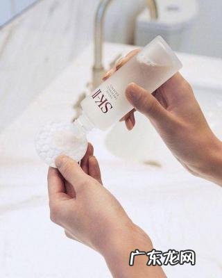 爽肤水和柔肤水的作用 柔肤水的作用