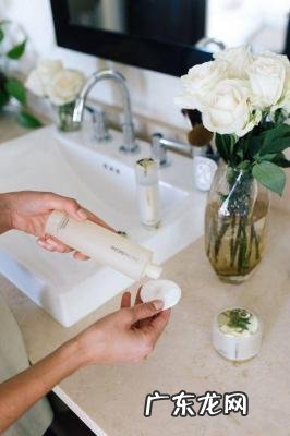 爽肤水和柔肤水的作用 柔肤水的作用