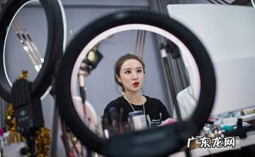 如何直播赚钱? 唐僧直播怎么赚钱