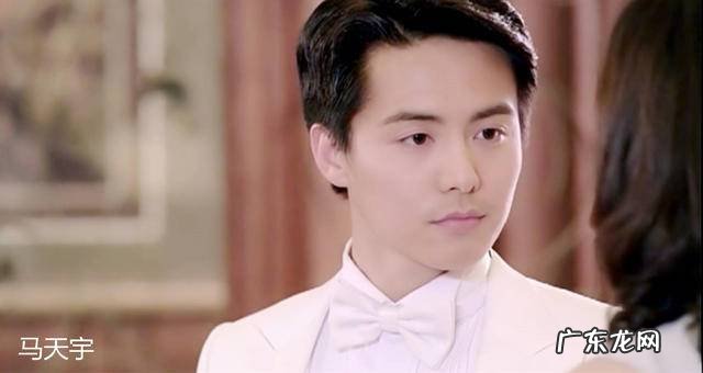 孙坚整容前样子 孙坚整容