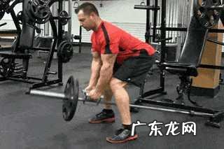 健身中的划船是怎么做的？