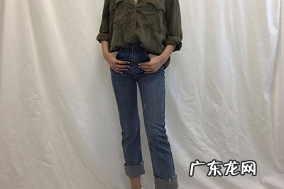 ps怎么把背景褶皱弄平 PS褶皱背景怎么处理