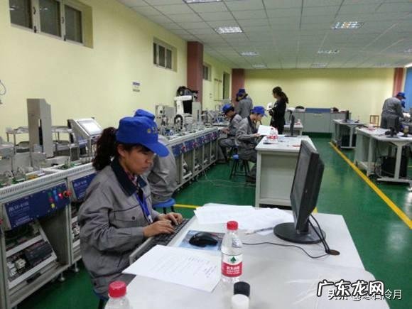 保姆工资表? 快递的收入高于技工的收入,保姆的工资高于教师的工资合理吗?