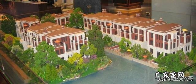 售楼处和中介哪个便宜? 售楼处挣的多,还是中介挣的多呢?犹豫去售楼处还是中介?