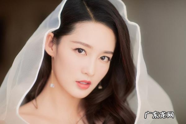 李易峰李沁抖动原因 李易峰李沁