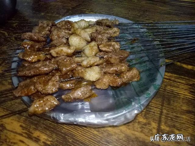 那么多广场舞大妈,有没有什么生意可以做?