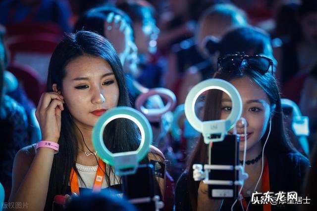 有什么靠谱的手机兼职推荐一下?