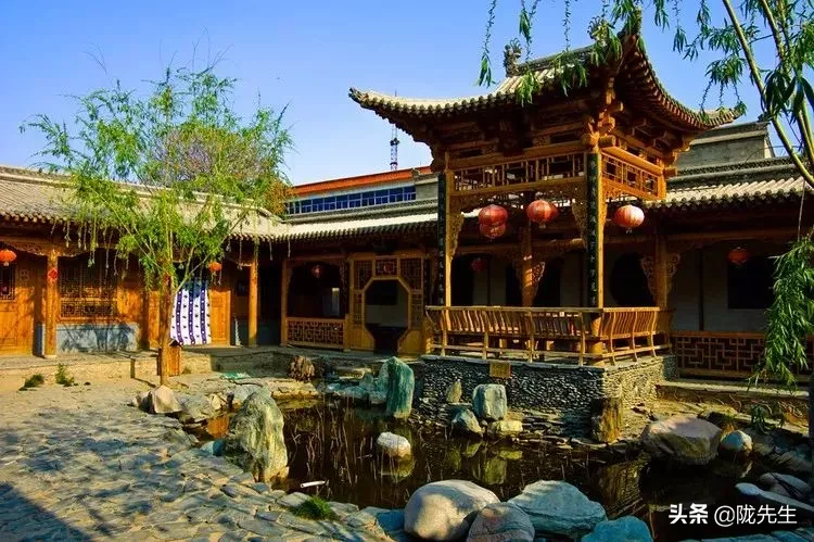 LADY呱呱夏河 lady呱呱夏河