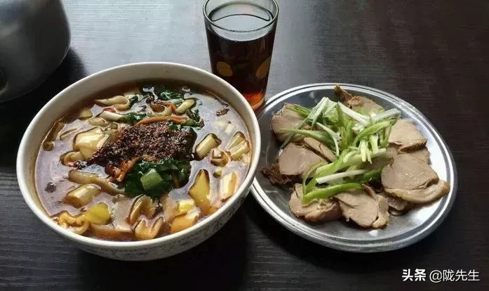 LADY呱呱夏河 lady呱呱夏河