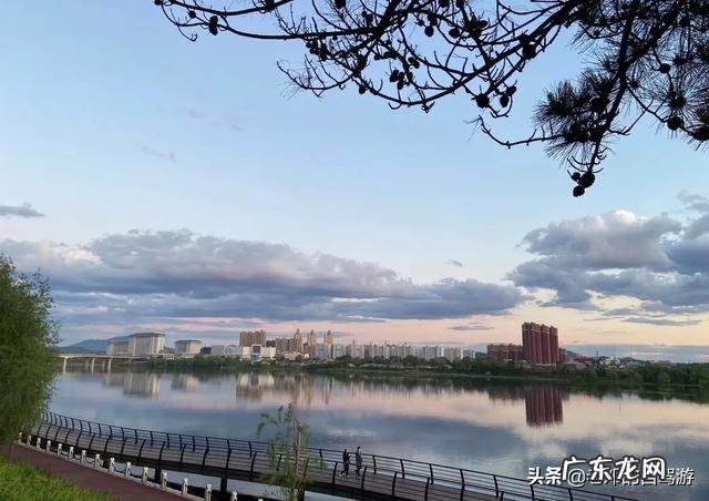 大连的发展现状怎样?