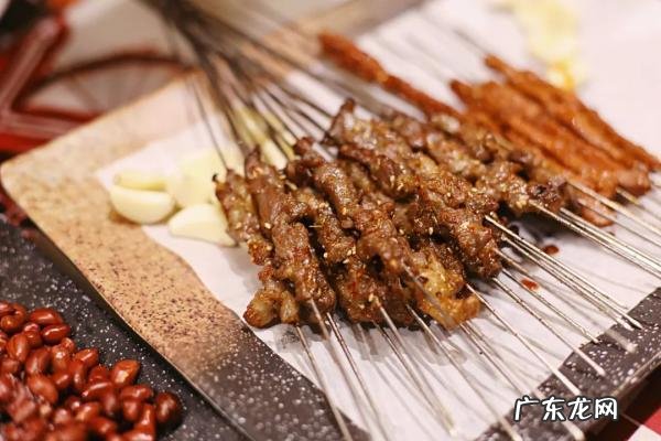 大盘鸡哪里的最正宗味道好 大盘鸡是哪里的菜系