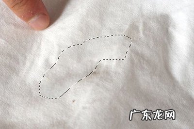 怎样才能把衣服上的污渍清除干净 PS衣服污渍怎么去除