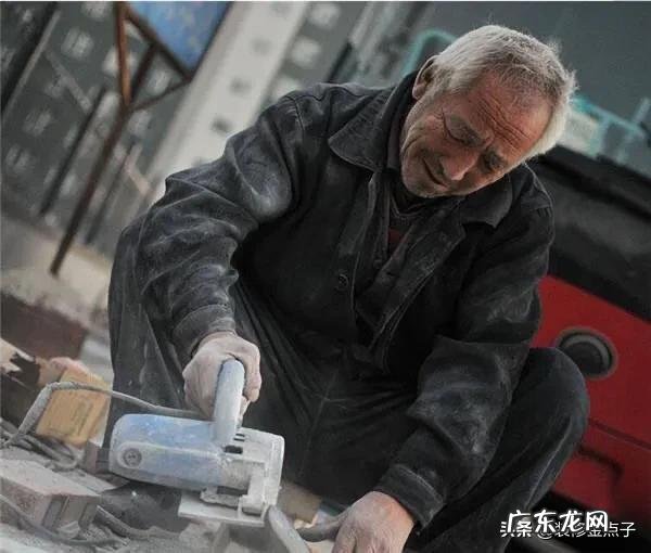 女生暑假工做什么赚钱? 装修工哪种更赚钱?