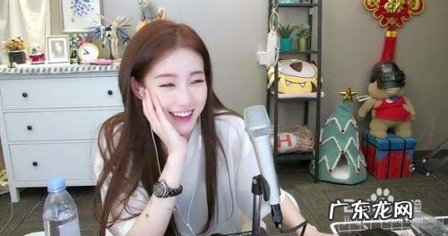 一天能赚好几百的游戏 打游戏怎么赚钱,打游戏每天赚一千