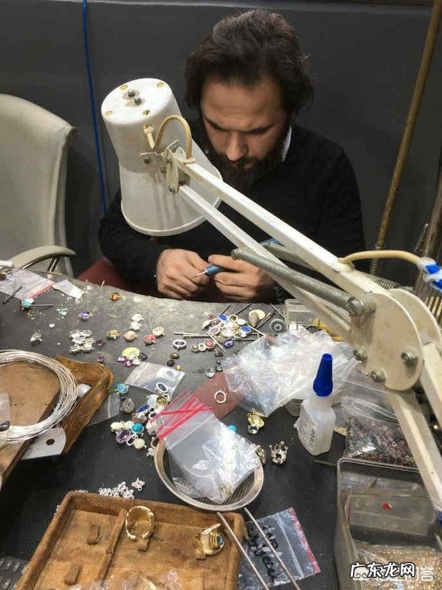 一个人干点啥小生意 有什么适合女人一个人做的小生意,适合一个人的小本生意