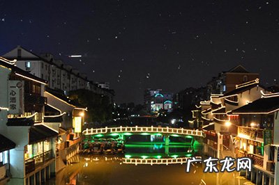 星空ps教程 PS怎么给夜空加星星