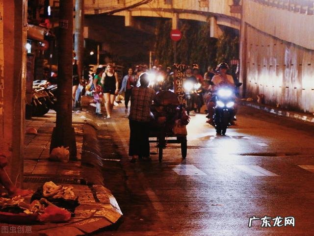 中年女人一个人做什么生意投资少,每天纯利润300元左右呢