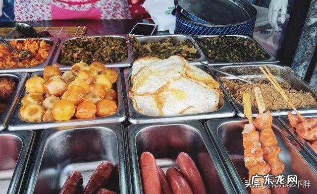 本人女,手头有10000元,想做点小生意,有什么好推荐一天挣200500就好