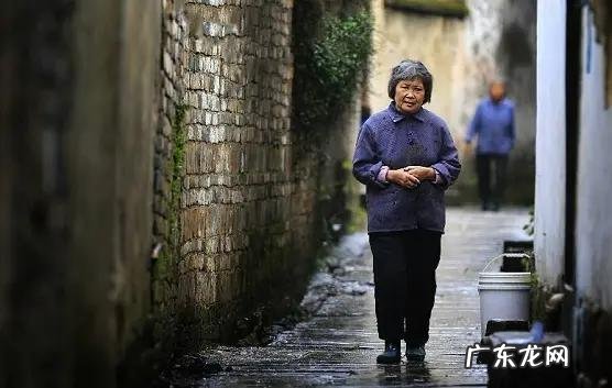 想在农村开间小作坊,带动村民的收益,请问可以做什么项目