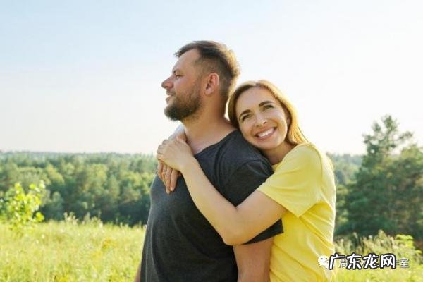 男人会无缘无故硬起来吗 让男人硬起来的图片