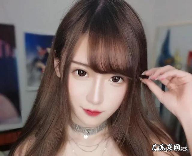 斗鱼迎来最神秘的土豪,只因觉得无聊,就在30天内刷了2600万,对此你怎么看