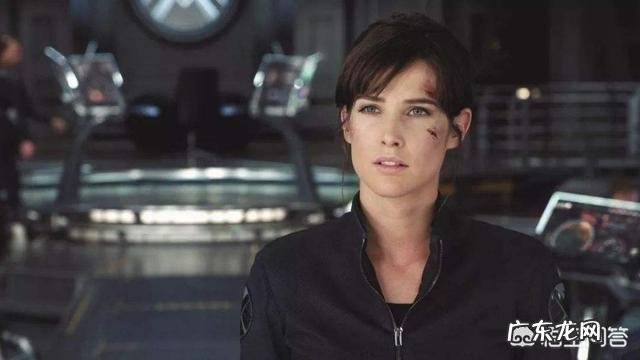 《蜘蛛侠:英雄远征》结尾彩蛋,贝克已死,彼得帕克接下来该如何破解贝克的谎言