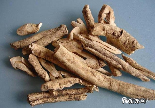 种药材哪样又快又赚钱 现在种植什么药材能够赚钱?现在种什么药材好