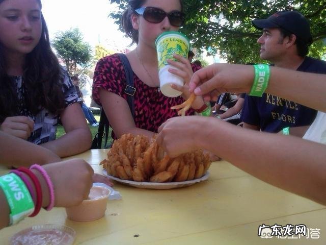 摆摊小吃大全 如果摆地摊,卖什么小吃生意会比较好,5元地摊小吃