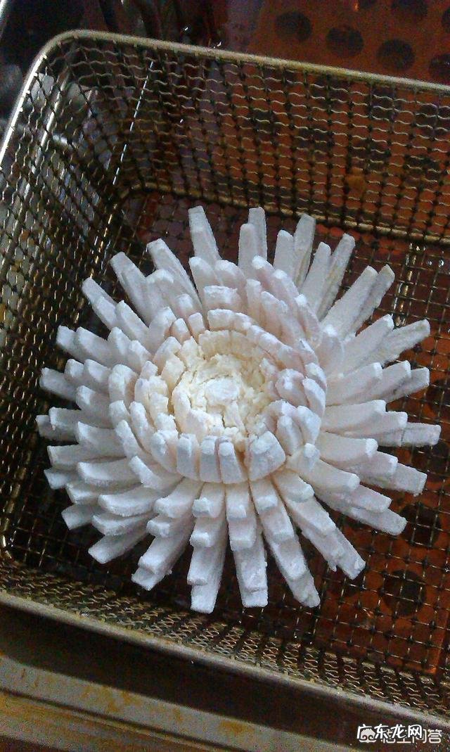 摆摊小吃大全 如果摆地摊,卖什么小吃生意会比较好,5元地摊小吃