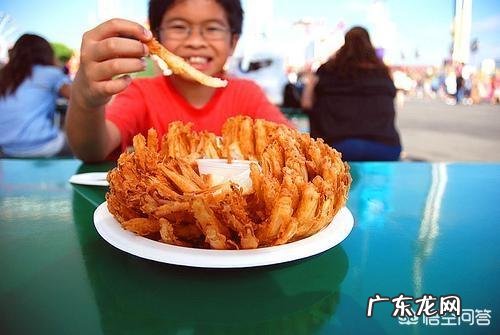 摆摊小吃大全 如果摆地摊,卖什么小吃生意会比较好,5元地摊小吃