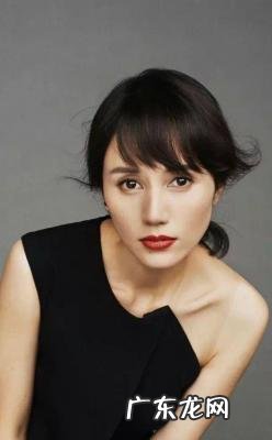 脸宽剪什么发型好看 额头宽适合什么发型