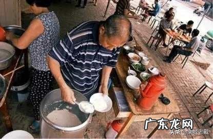 在农村摆地摊，应该卖什么好