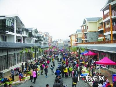 苏州摆地摊集市吧 农村集市，摆地摊卖什么生意会好一点,赶集摆地摊卖什么最火