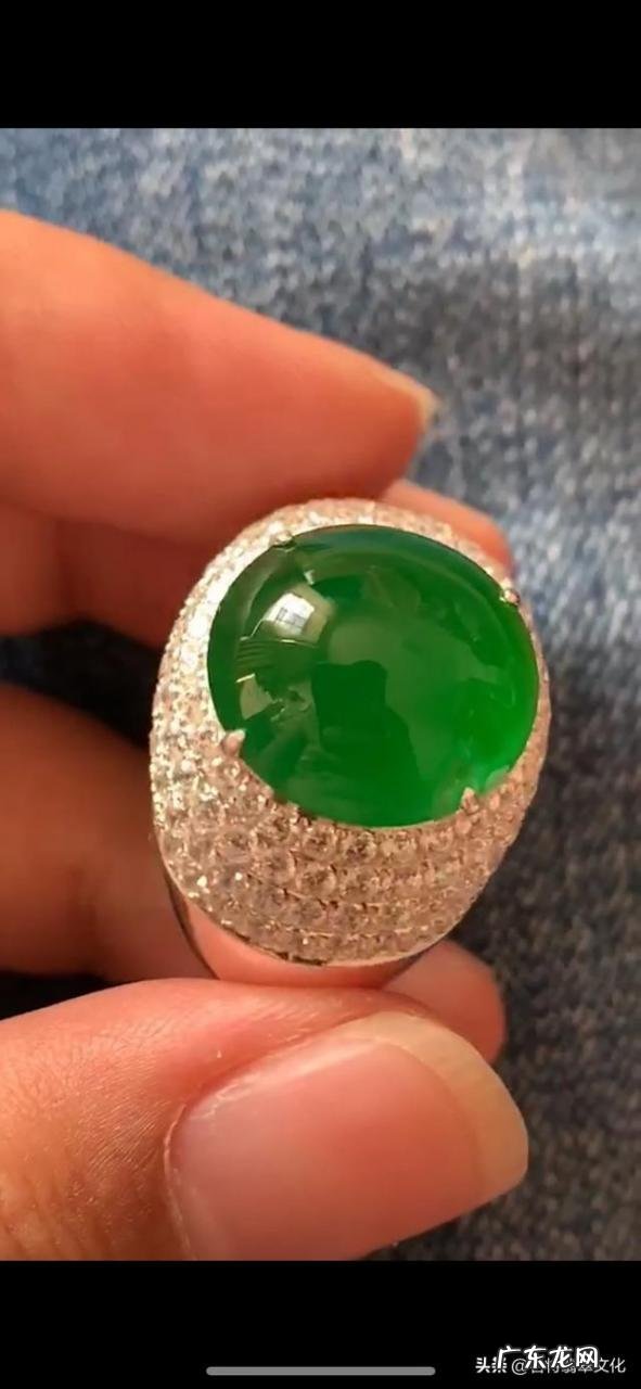 去缅甸曼德勒穿什么衣服 有朋友叫我去缅甸,说一月能有几万块钱的工资,这可信吗?应不应该去?去缅甸曼德勒旅游穿什么