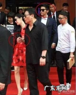 王学兵和范冰冰游泳 王学兵和范冰冰