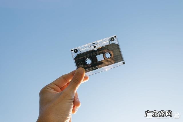 好多人都说北京钱不好挣,生意也不好做,说什么返乡潮,是回老家发展还是继续留在北京啊?