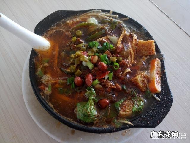 现在夫妻两个做餐饮,有什么好赚钱的餐饮小吃项目推荐的,快餐怎么做才赚钱?