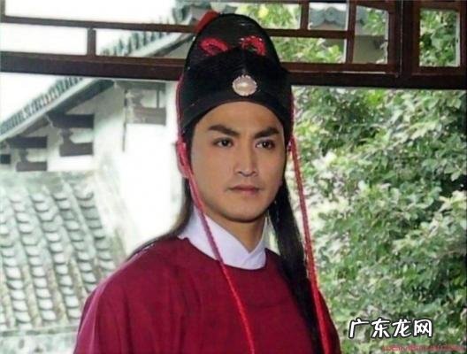 何家劲的老婆是杨丽菁吗 何家劲的老婆