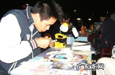 摆地摊赚钱的最佳项目,摆摊卖什么赚钱成本又低?