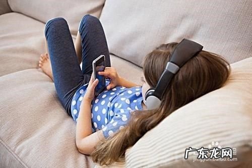 玩手机的危害,青少年沉迷手机的危害?