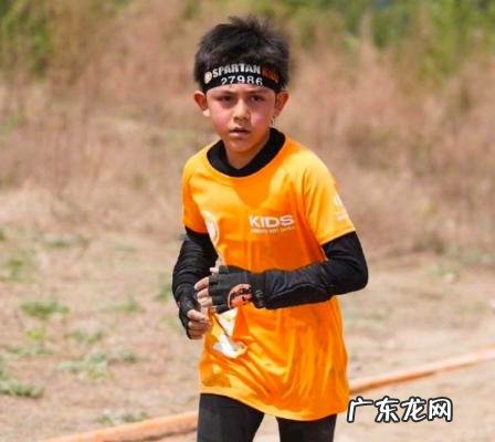 胡军的儿子和女儿叫什么名字 胡军儿子