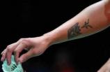 远离身上有纹身的人 林丹身上的纹身